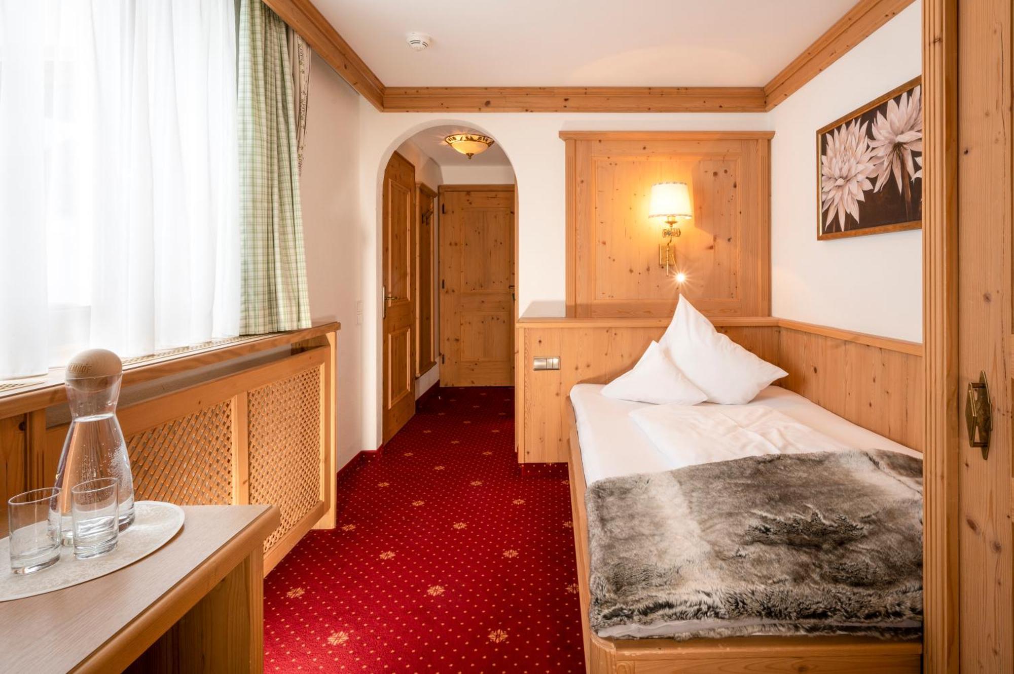 Hotel Almhof Galtuer Luaran gambar